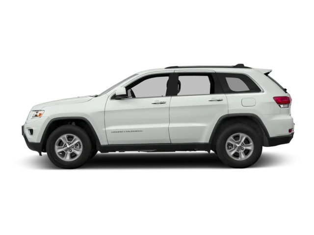 Used 2016  Jeep Laredo image 3
