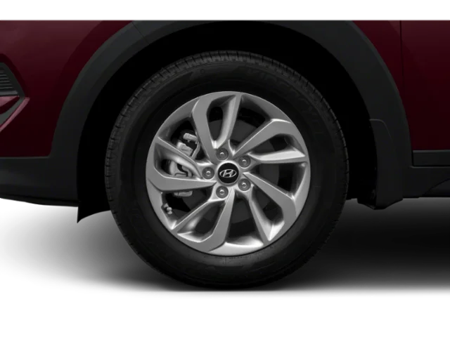 Used 2018 Black Hyundai SEL image 14