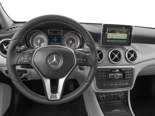 Used 2017 Cirrus White Mercedes-Benz GLA 250 image 13