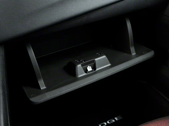 Used 2013 White Dodge Base image 13