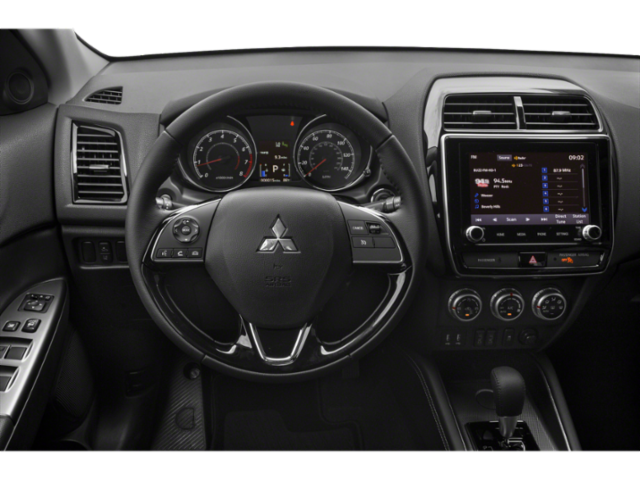 Used 2021 Brown Mitsubishi 2.0 SE image 4