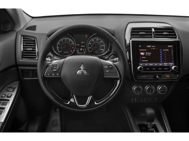 Used 2021 Blue Mitsubishi 2.0 SE image 7