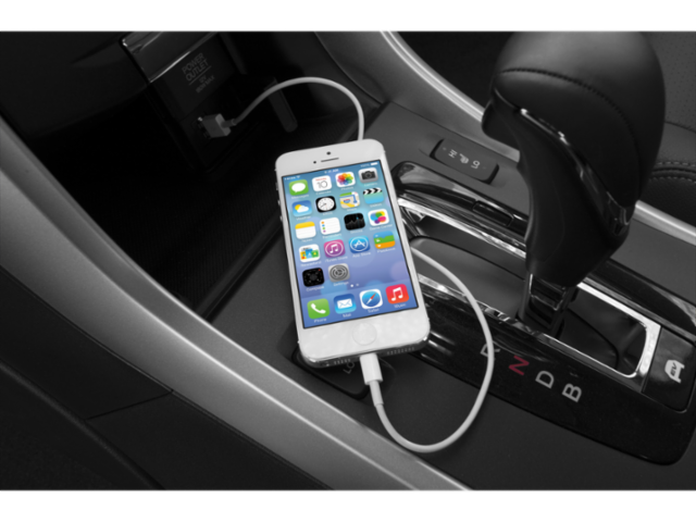 Used 2015 White Honda EX-L image 13