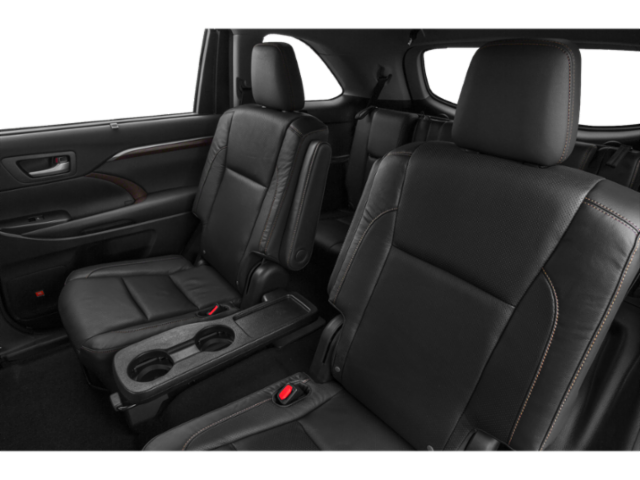 Used 2015 Silver Sky Metallic Toyota XLE image 12