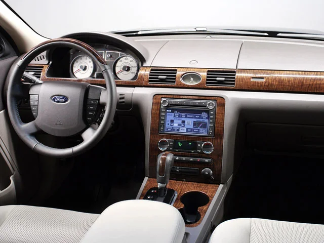 Used 2008 Silver Ford Limited image 10