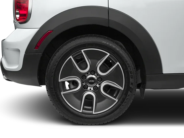 Used 2014 Light White MINI Base image 9