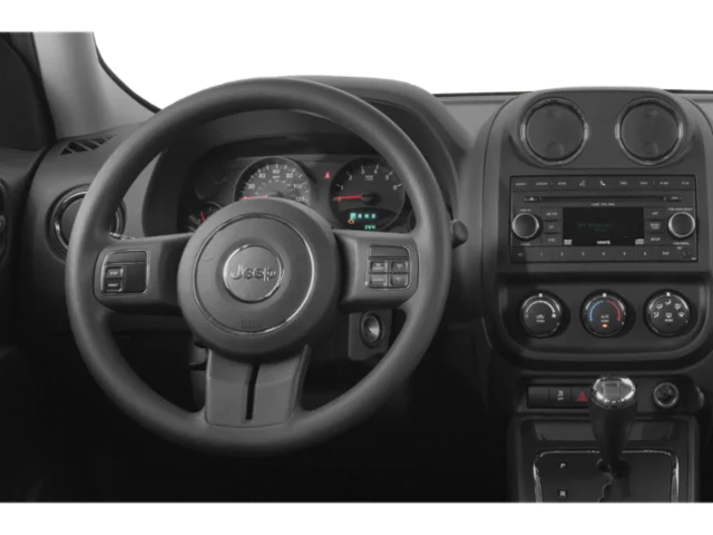 Used 2015 Gray Jeep Sport image 4