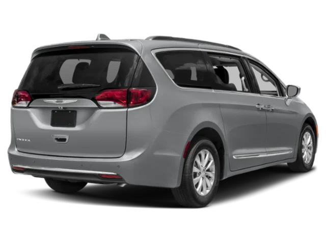 Used 2018 Black Chrysler Touring L Plus image 5