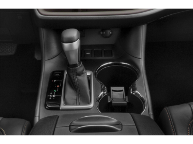 Used 2015 Silver Sky Metallic Toyota XLE image 8