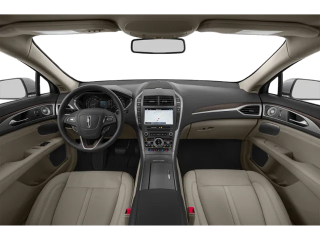 Used 2018 White Lincoln Reserve image 11