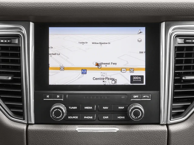 Used 2017 Grey Porsche Base image 13