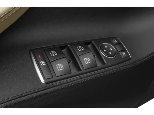 Used 2015 Black Tesla P85D image 25