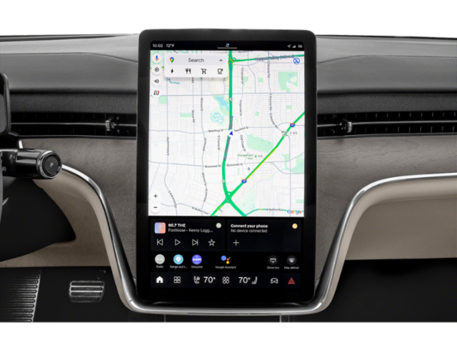 New 2026 Aurora Silver Volvo Plus image 13