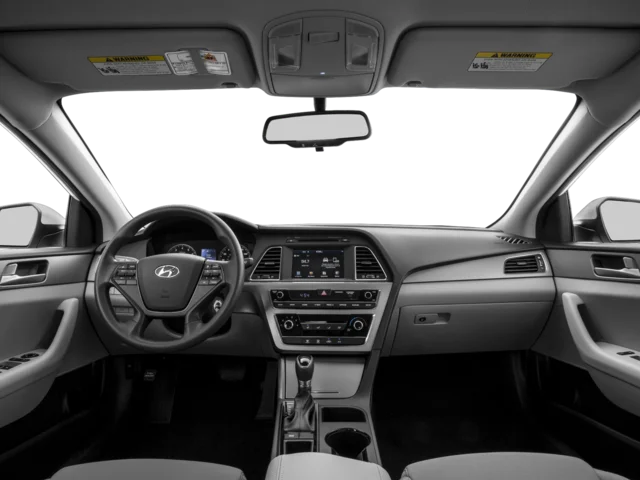 Used 2017 Lakeside Blue Hyundai Base image 8