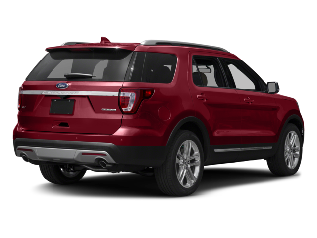Used 2016 Ruby Red Metallic Tinted Clearcoat Ford XLT image 2