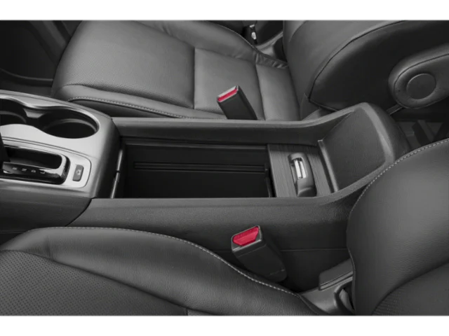 Used 2019 Forest Mist Metallic Honda RTL image 14