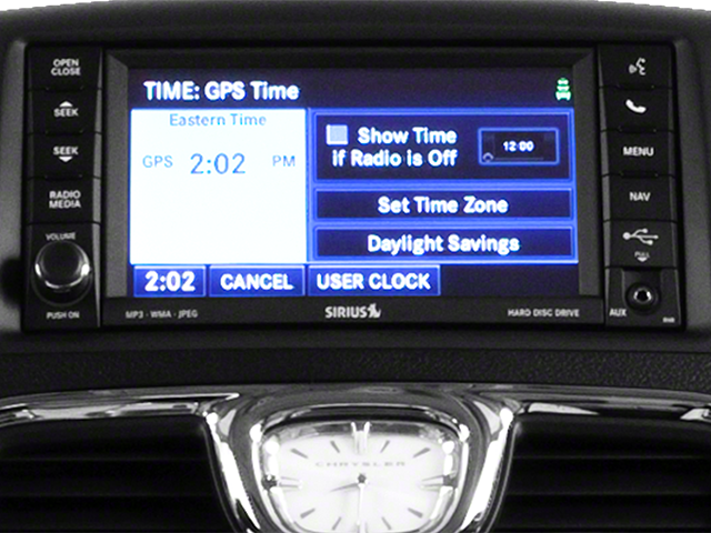 Used 2013 Stone White Chrysler Touring-L image 13