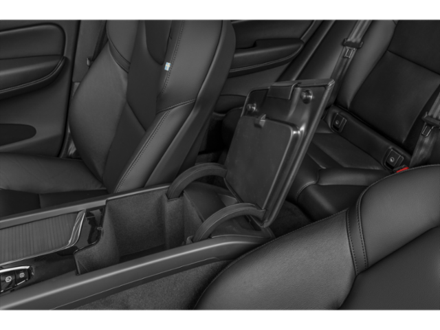 Used 2023 Gray Volvo B5 Ultimate Dark Theme image 11