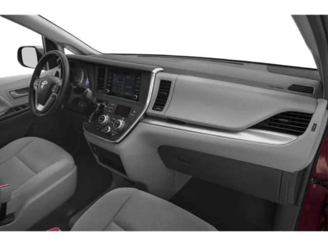 Used 2018 White Toyota XLE image 12