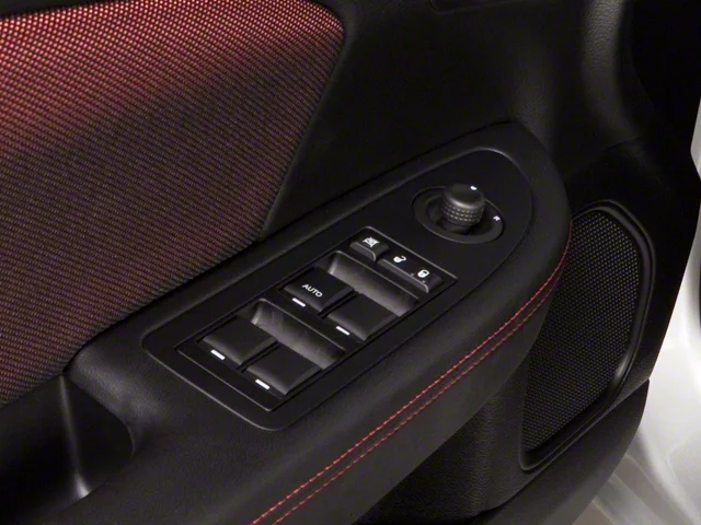 Used 2013 White Dodge Base image 15