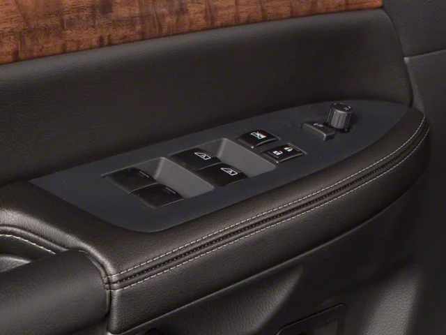Used 2013 White Nissan Platinum image 15