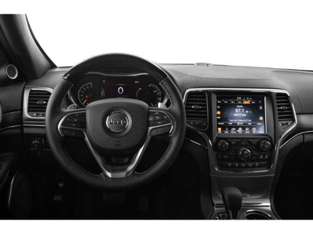 Used 2018 Diamond Black Crystal Pearlcoat Jeep Overland image 10