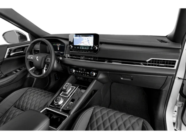 Used 2023  Mitsubishi SEL Black Edition image 18