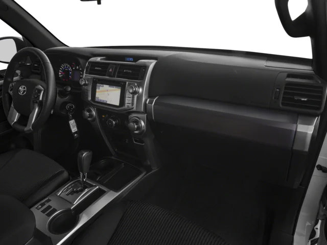 Used 2018 Classic Silver Metallic Toyota SR5 image 18