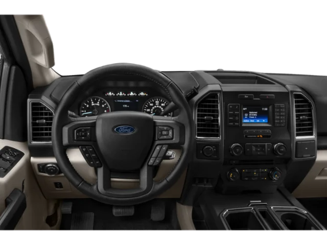 Used 2015 Blue Flame Metallic Ford XLT image 4