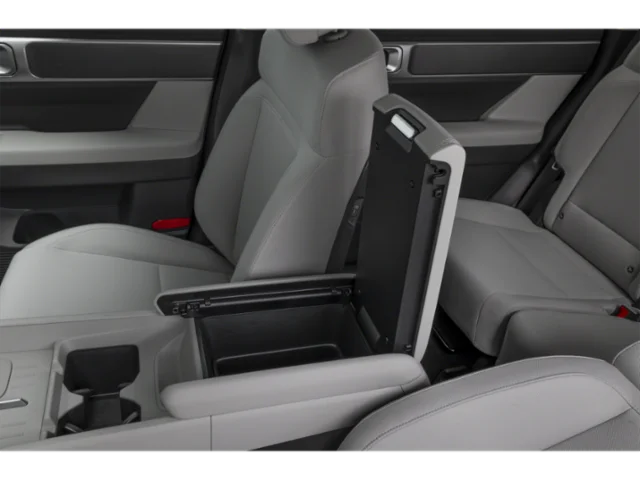 New 2026 White Hyundai SE image 11