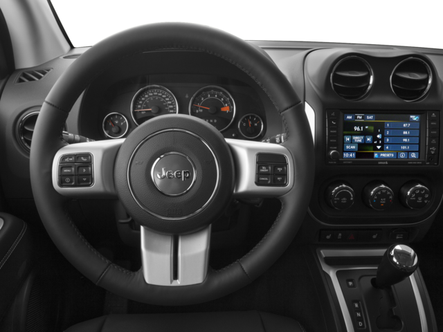 Used 2016 White Jeep Latitude image 4