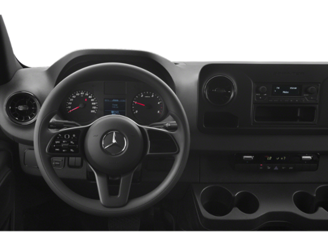 New 2026 Arctic+White Mercedes-Benz Cargo 170 WB image 4