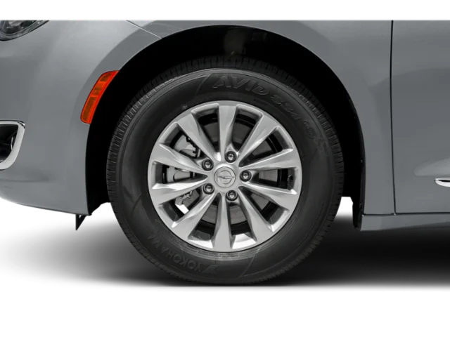 Used 2019 White Chrysler Limited image 16