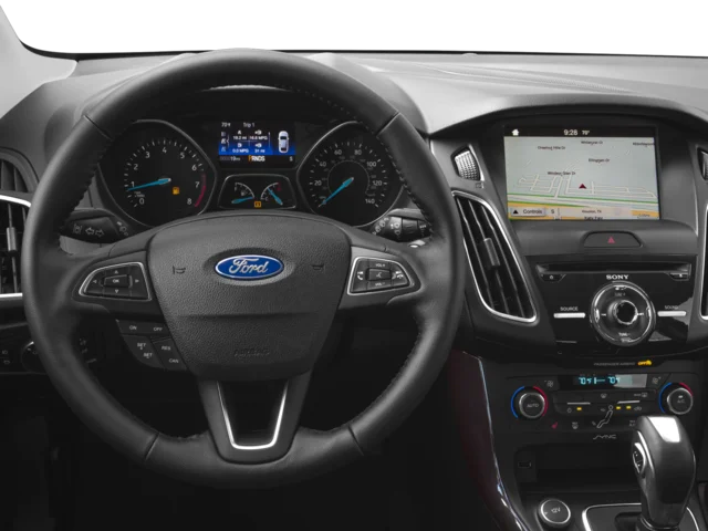 Used 2016 Silver Ford Titanium image 4