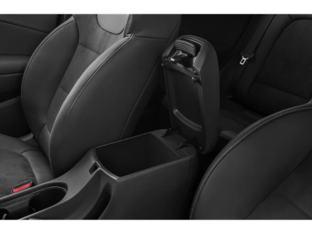 Used 2022 Red Hyundai Base image 12