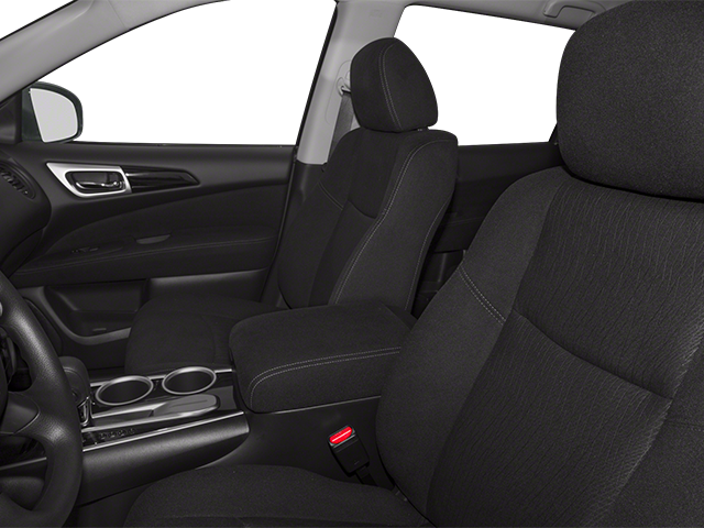 Used 2014 Red Nissan Platinum image 12