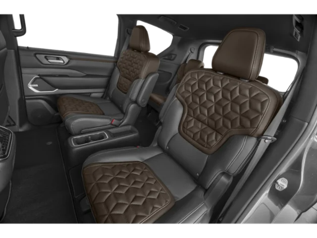 New 2026 Everest White TriCoat / Super Black Two-tone Nissan Platinum Reserve image 10