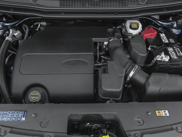 Used 2016  Ford Limited image 13