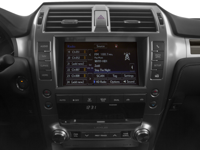 Used 2017  Lexus 460 image 11