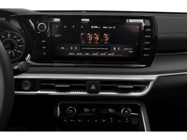 Used 2022 Gray Kia GT-Line image 7
