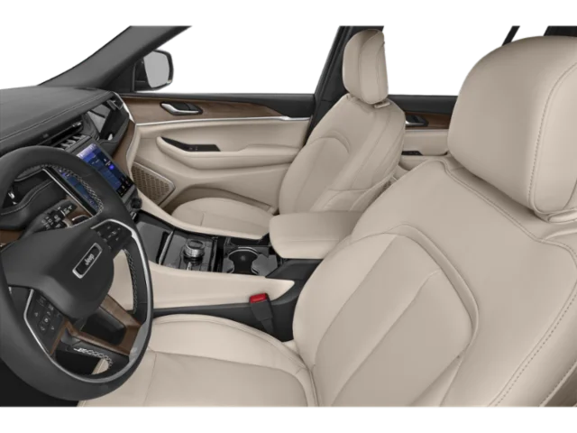 Used 2024 White/off-white Jeep 4xe image 6