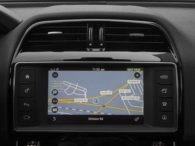 Used 2017 Brown Jaguar 25t Prestige image 17