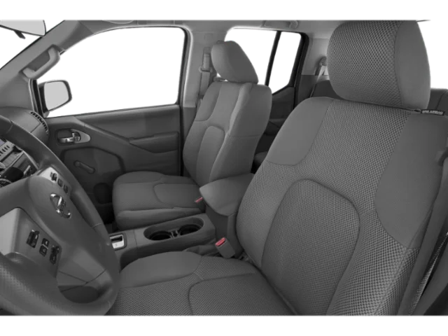 Used 2015 Silver Nissan S image 6