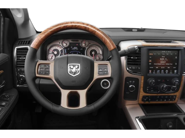 Used 2015 Black Ram Big Horn image 14