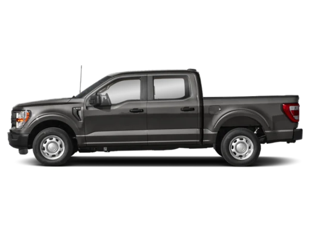 Used 2021  Ford XL image 3
