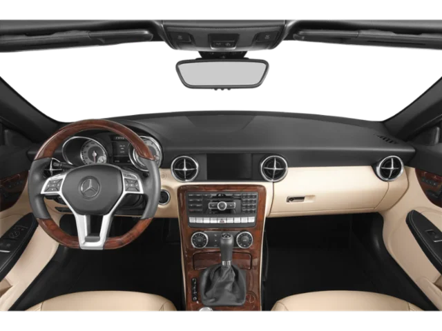 Used 2015  Mercedes-Benz SLK 350 image 8