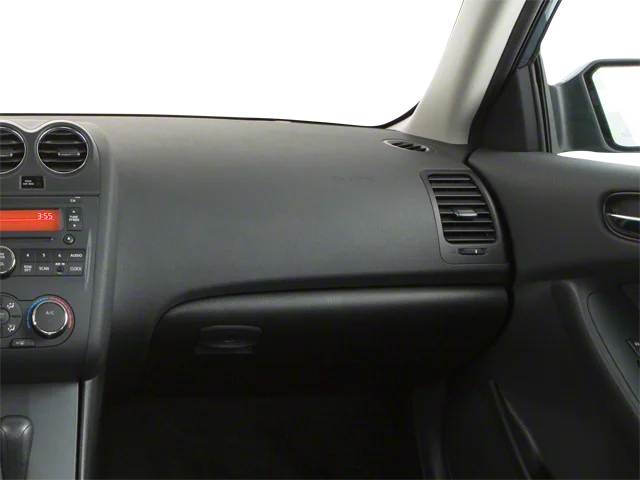 Used 2010  Nissan 2.5 S image 18