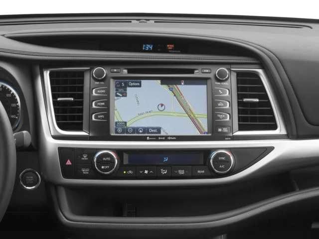 Used 2018 Predawn Gray Mica Toyota XLE image 10