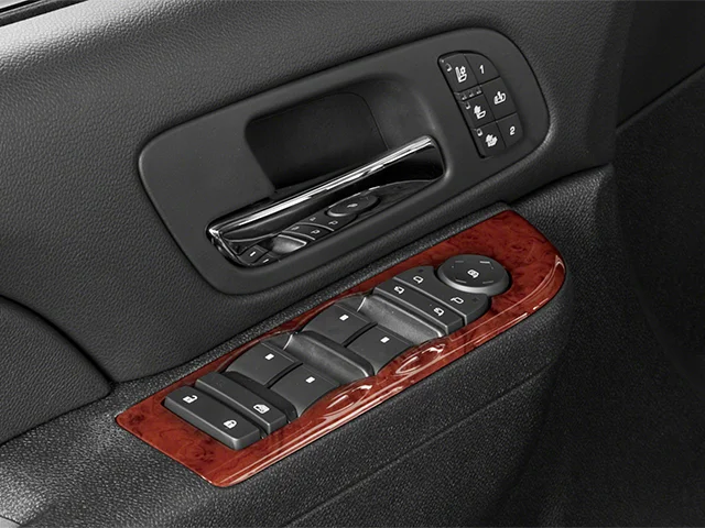 Used 2014 Red Chevrolet LTZ image 16