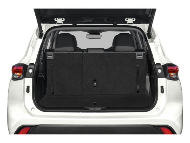 Used 2021 White Toyota XLE image 8